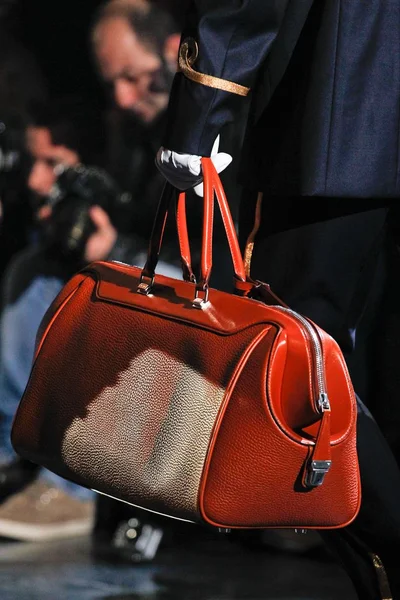 Look 34